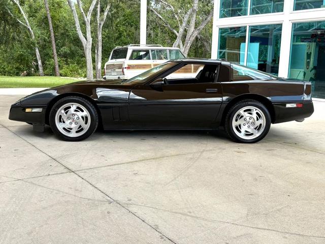 Photo of 1990 Black Chevrolet Corvette