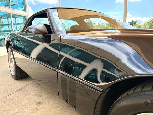Photo of 1990 Black Chevrolet Corvette