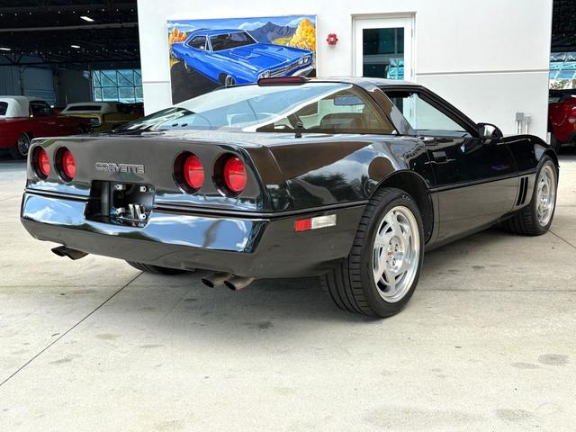 Photo of 1990 Black Chevrolet Corvette