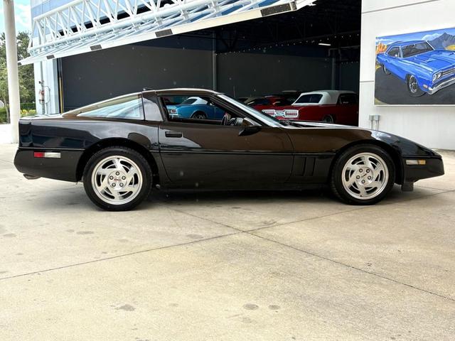 Photo of 1990 Black Chevrolet Corvette