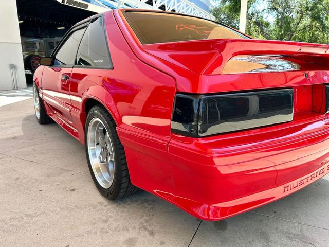 Photo of 1989 Red Ford Mustang
