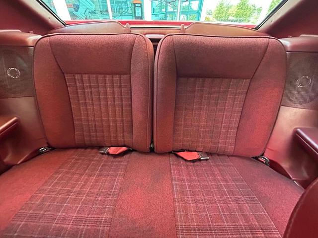 Photo of 1989 Red Ford Mustang