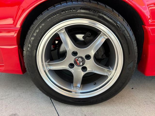 Photo of 1989 Red Ford Mustang