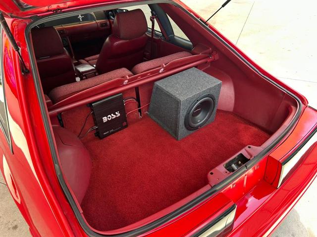 Photo of 1989 Red Ford Mustang
