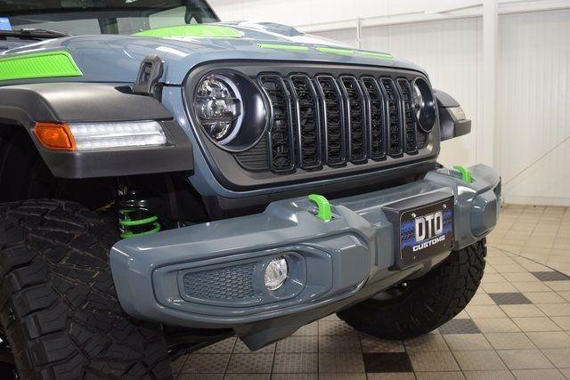 Photo of 2024 Anvil Clearcoat Jeep Wrangler