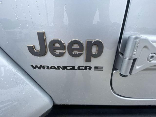 Photo of 2024 Silver Zynith Clearcoat Jeep Wrangler
