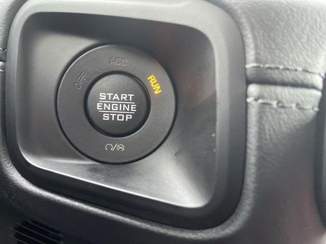 Photo of 2024 Silver Zynith Clearcoat Jeep Wrangler