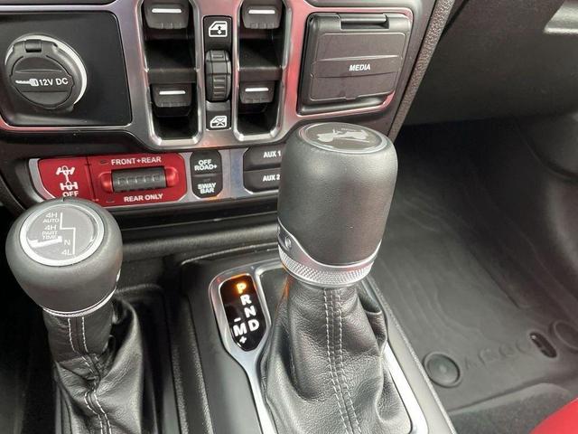 Photo of 2024 Silver Zynith Clearcoat Jeep Wrangler