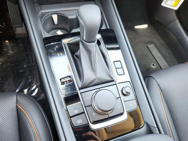 Photo of 2025 Wind Chill Pearl Mazda CX-50 Hybrid