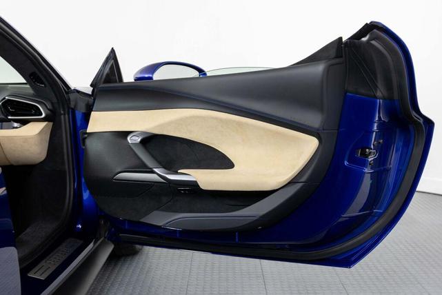 Photo of 2025 Blu Elettrico Ferrari 296 GTS