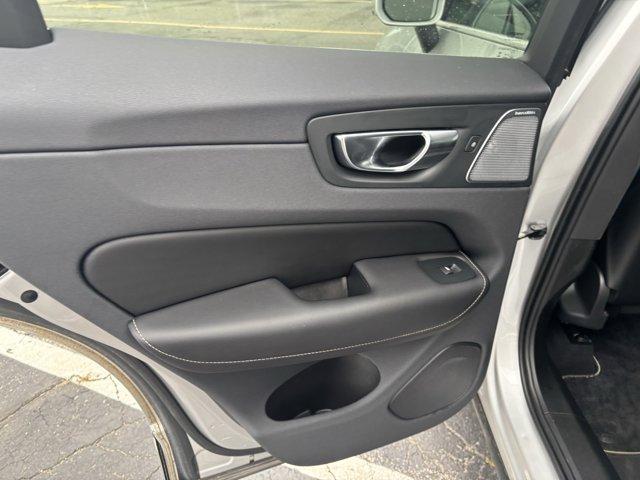 Photo of 2018 Silver Volvo XC60