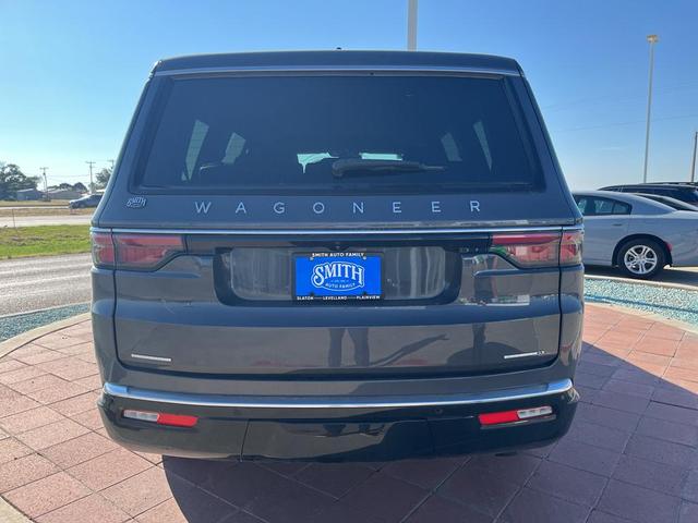 Photo of 2023 Baltic Gray Metallic Clearcoat Jeep Wagoneer