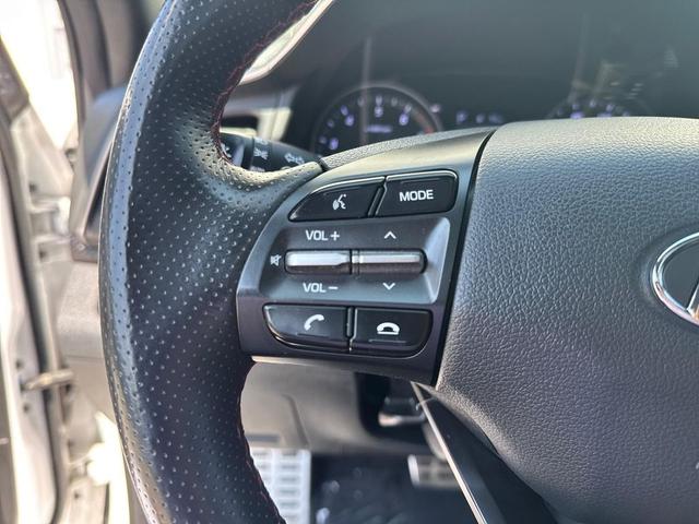 Photo of 2020 Ceramic White Hyundai ELANTRA
