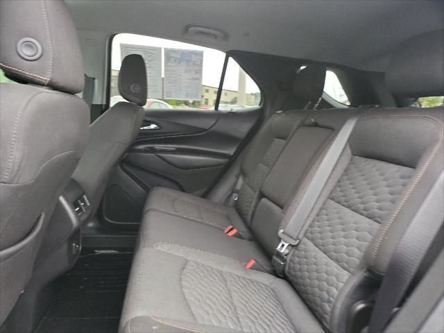 Photo of 2019 Kinetic Blue Metallic Chevrolet Equinox