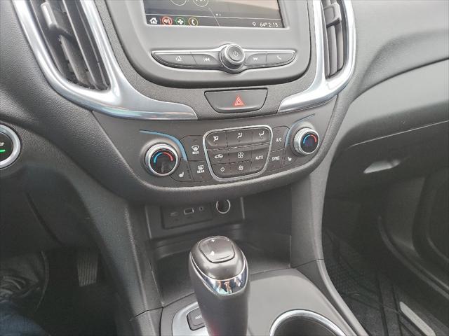 Photo of 2019 Kinetic Blue Metallic Chevrolet Equinox