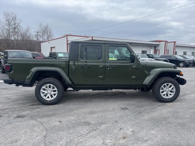 Photo of 2023 Sarge Green Clearcoat Jeep Gladiator