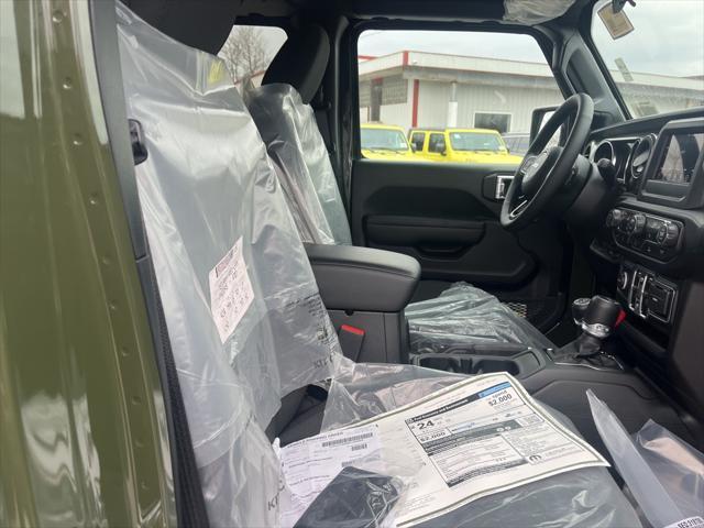 Photo of 2023 Sarge Green Clearcoat Jeep Gladiator