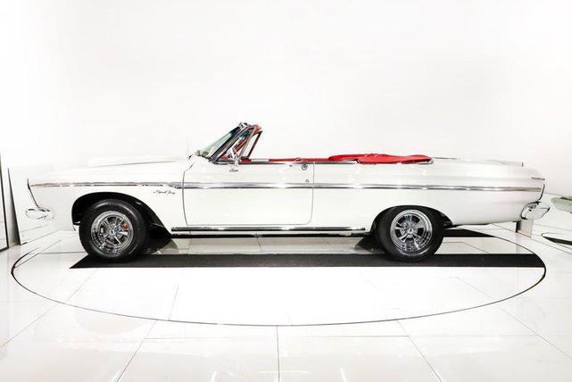 Photo of 1963 Ermine White Plymouth Sport Fury