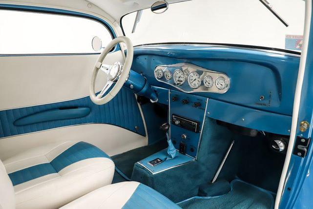 Photo of 1934 Bimini Blue Ford Custom