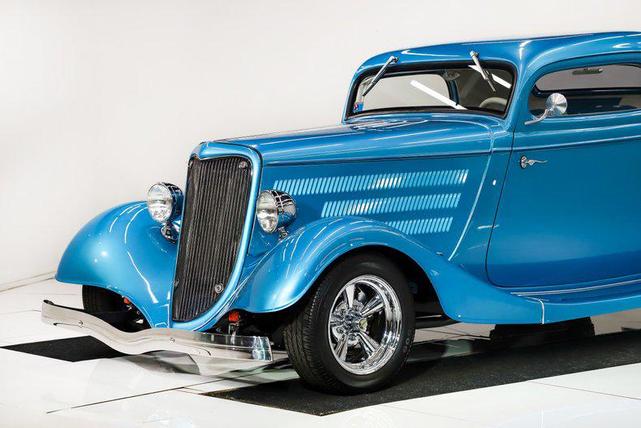 Photo of 1934 Bimini Blue Ford Custom