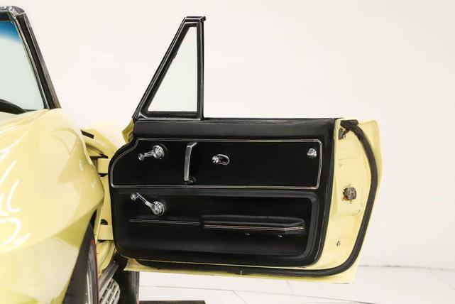 Photo of 1966 Sunfire Yellow Chevrolet Corvette