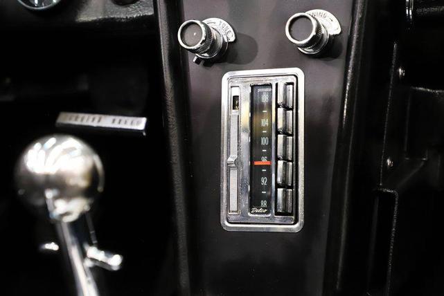 Photo of 1966 Sunfire Yellow Chevrolet Corvette