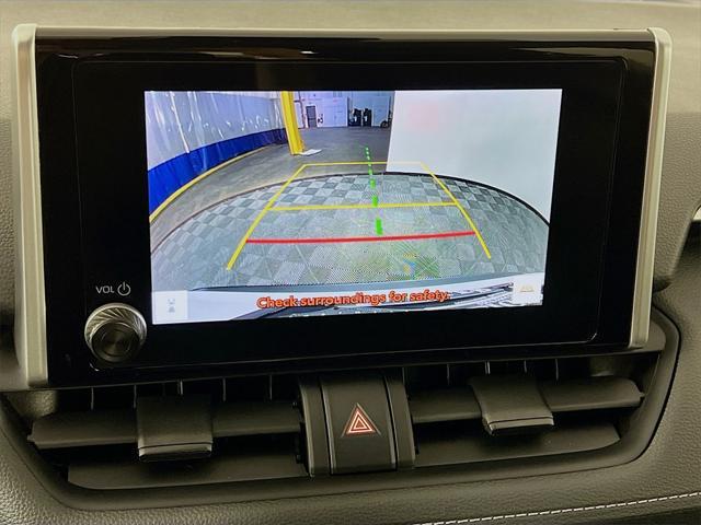 Photo of 2024 White Toyota RAV4