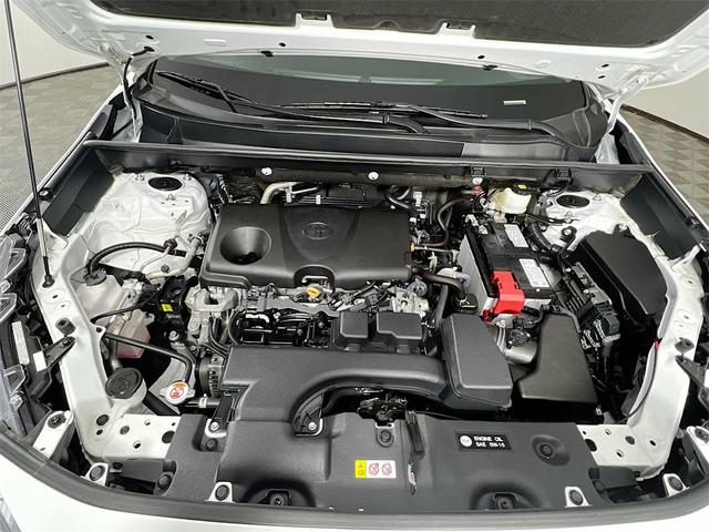 Photo of 2024 White Toyota RAV4