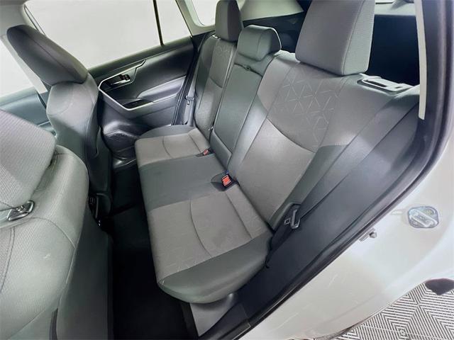 Photo of 2024 White Toyota RAV4