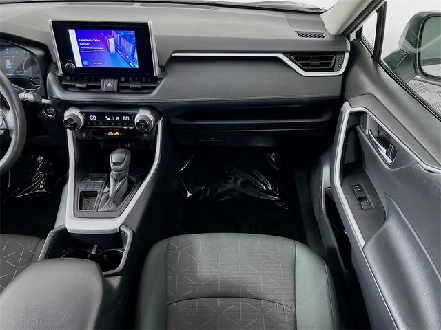 Photo of 2024 White Toyota RAV4