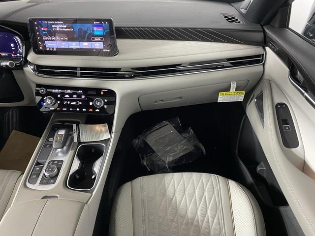 Photo of 2026 Deep Emerald/Black Obsidian INFINITI QX60