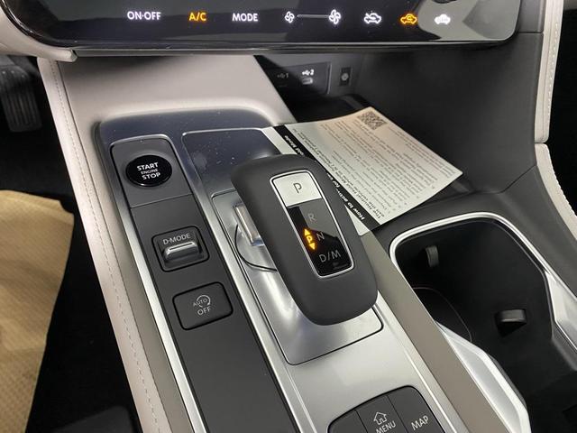 Photo of 2026 Deep Emerald/Black Obsidian INFINITI QX60