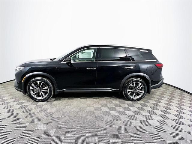 Photo of 2025 Mineral Black INFINITI QX60