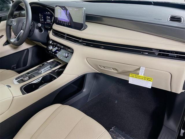 Photo of 2025 Mineral Black INFINITI QX60