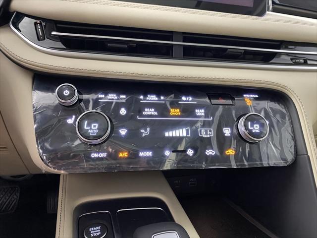 Photo of 2025 Mineral Black INFINITI QX60