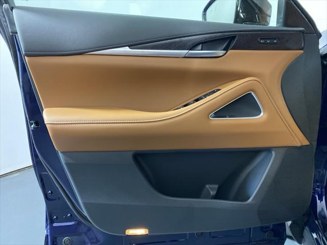 Photo of 2025 Grand Blue/Black Obsidian INFINITI QX60