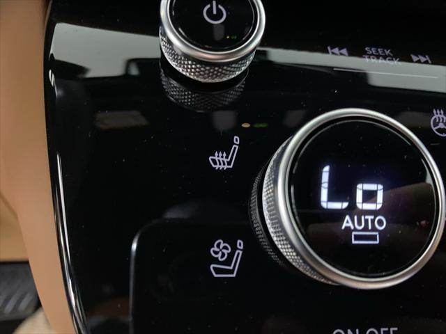 Photo of 2025 Grand Blue/Black Obsidian INFINITI QX60