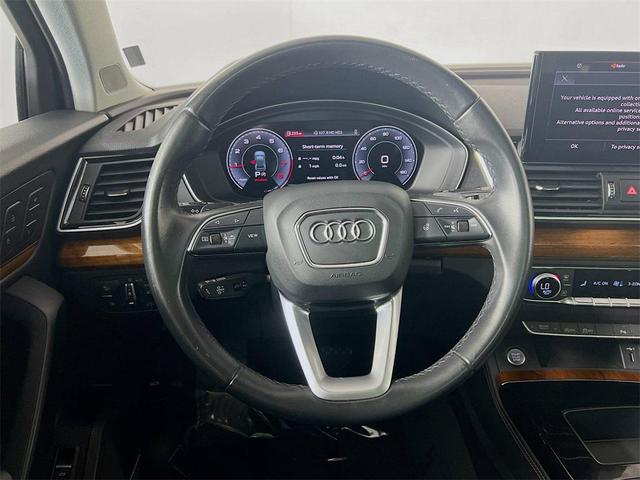 Photo of 2023 Gray Audi Q5
