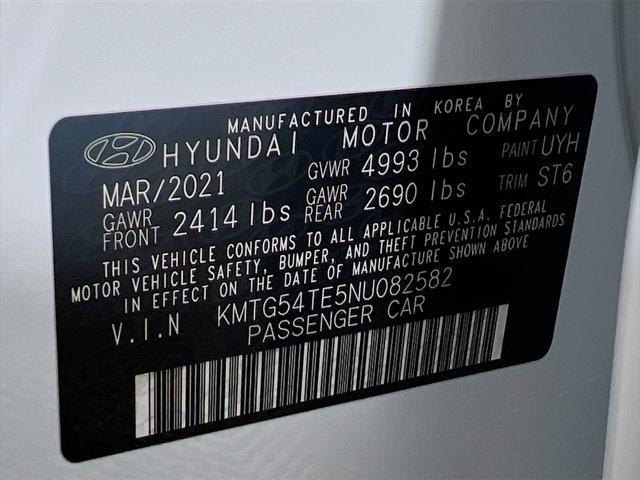 Photo of 2022 Uyuni White Genesis G70