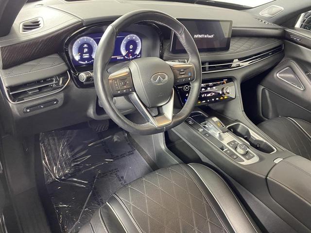 Photo of 2023 Mineral Black INFINITI QX60