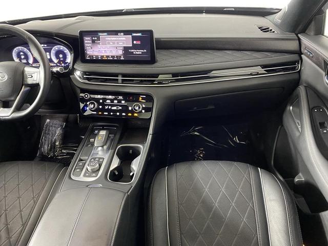 Photo of 2023 Mineral Black INFINITI QX60