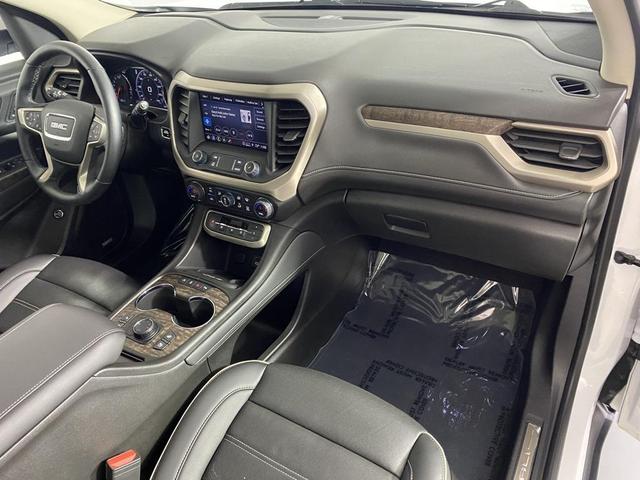 Photo of 2023 Summit White GMC Acadia