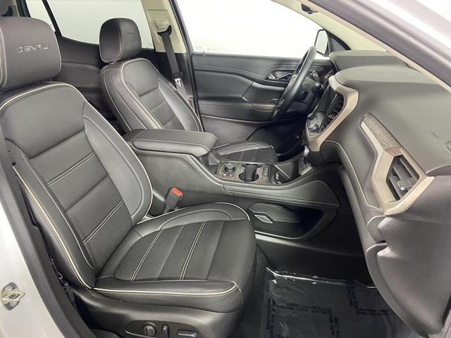 Photo of 2023 Summit White GMC Acadia