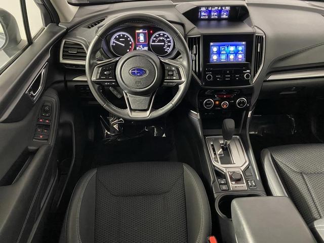 Photo of 2022 Ice Silver Metallic Subaru Forester
