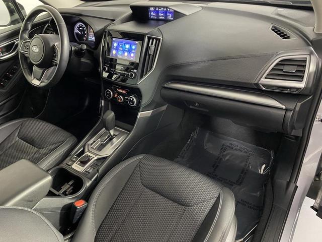 Photo of 2022 Ice Silver Metallic Subaru Forester