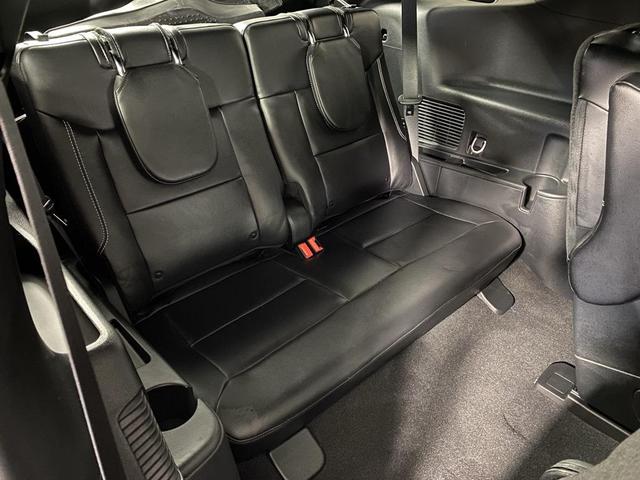 Photo of 2023 Black Metallic Ford Explorer