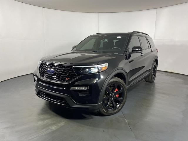 Photo of 2023 Black Metallic Ford Explorer