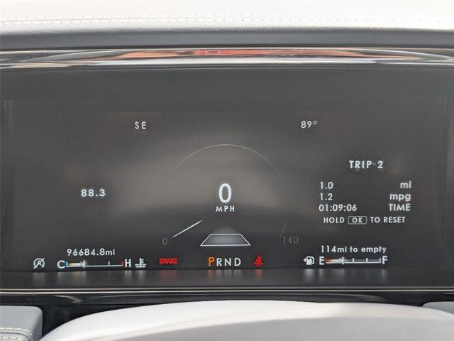 Photo of 2020 Chroma Crystal Blue Lincoln Navigator