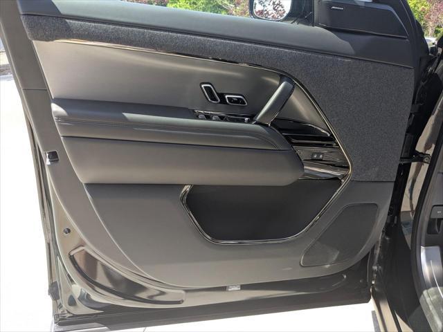 Photo of 2025 Santorini Black Metallic Land Rover Range Rover Sport