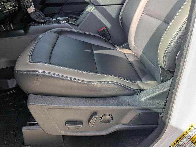 Photo of 2025 OXFORD WHITE Ford Bronco
